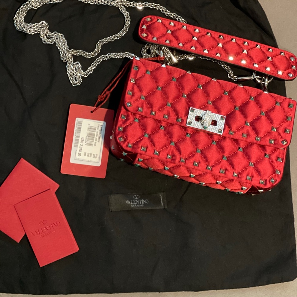 VALENTINO ROCKSTUD HANDBAG